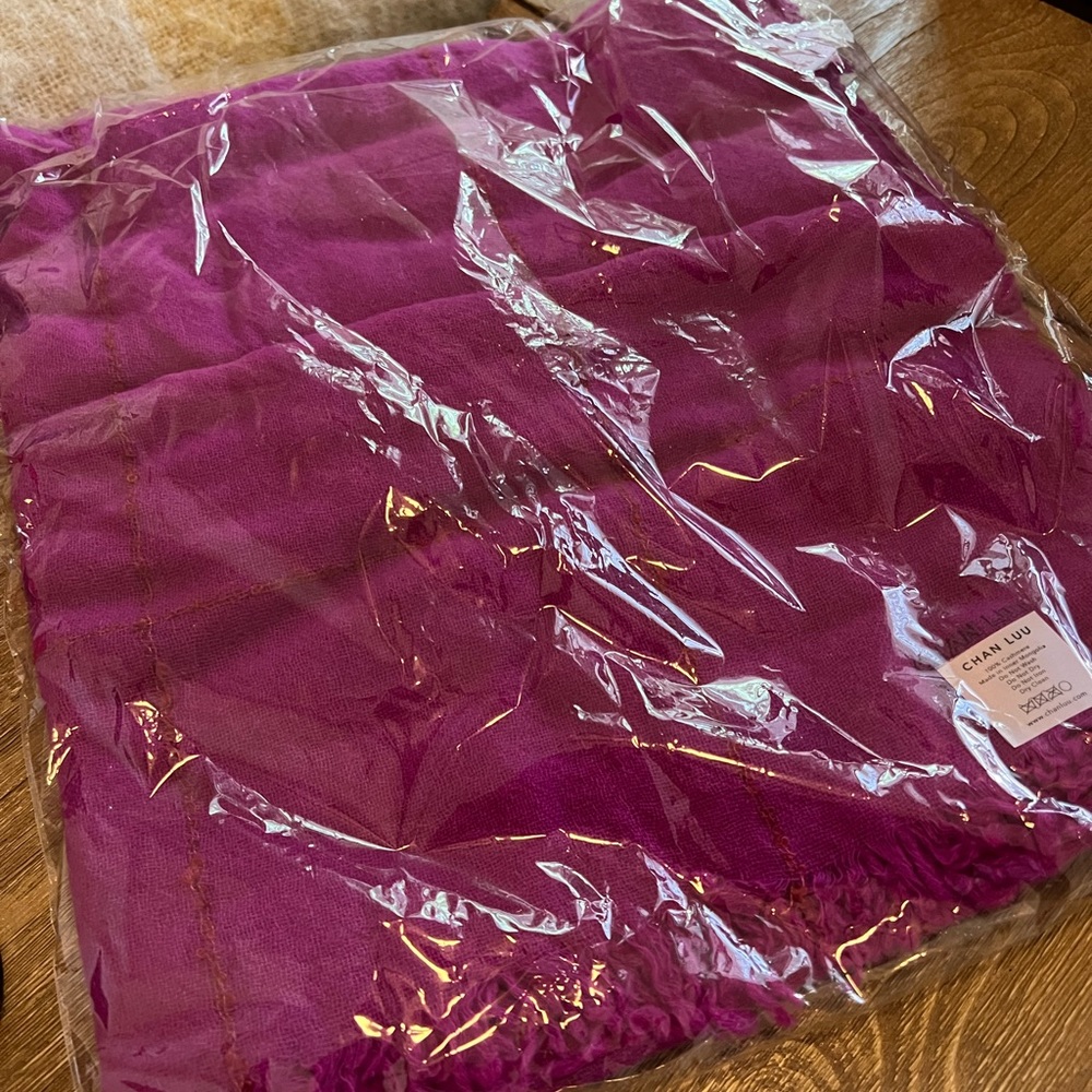 CHAN LUU - Cashmere Scarf